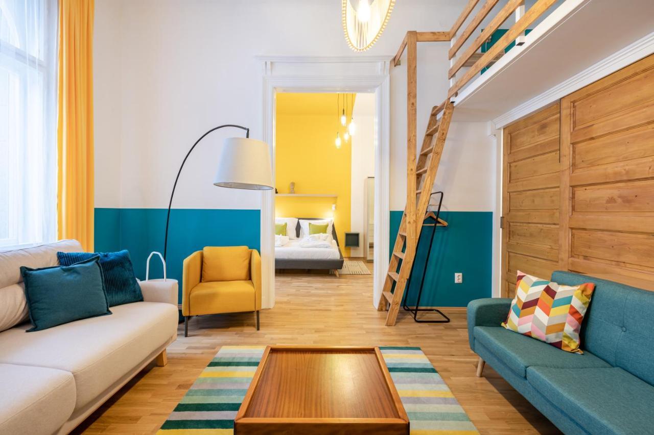 Live Star Apartment บูดาเปสต์ ภายนอก รูปภาพ
