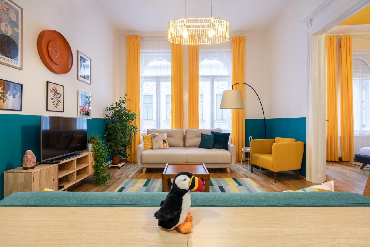 Live Star Apartment บูดาเปสต์ ภายนอก รูปภาพ
