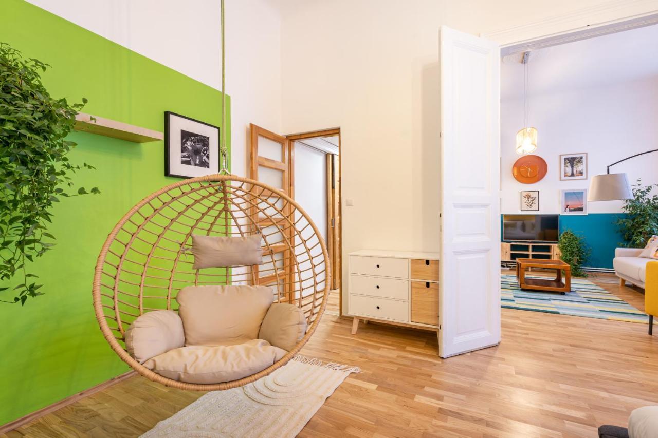 Live Star Apartment บูดาเปสต์ ภายนอก รูปภาพ